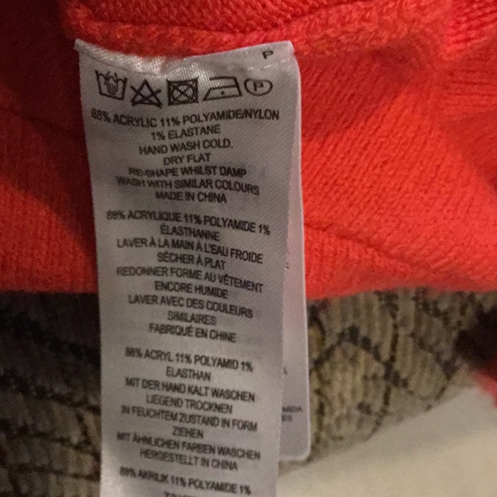 French Connection Sweater - Picture 6 of 7